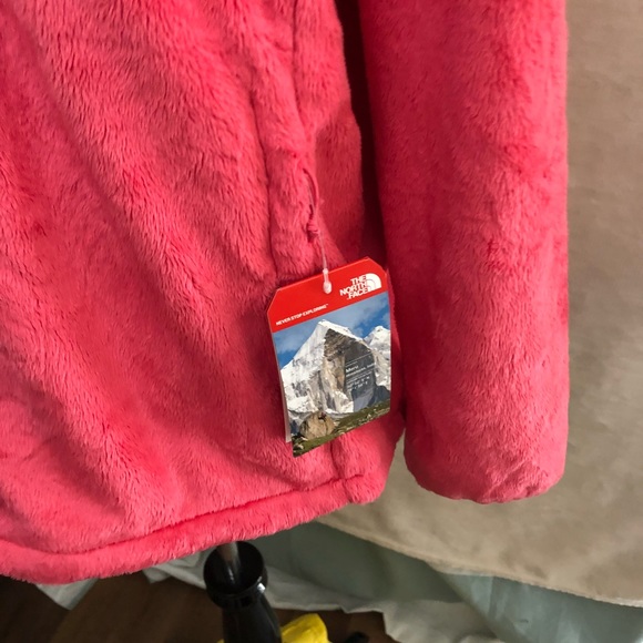 The North Face Osito fuzzy jacket - Picture 3 of 6